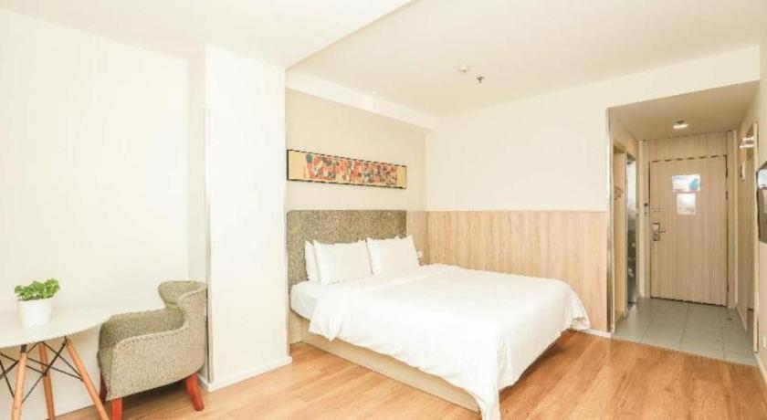 Hanting Hotel Chengdu Kuanzhai Alley Exterior photo